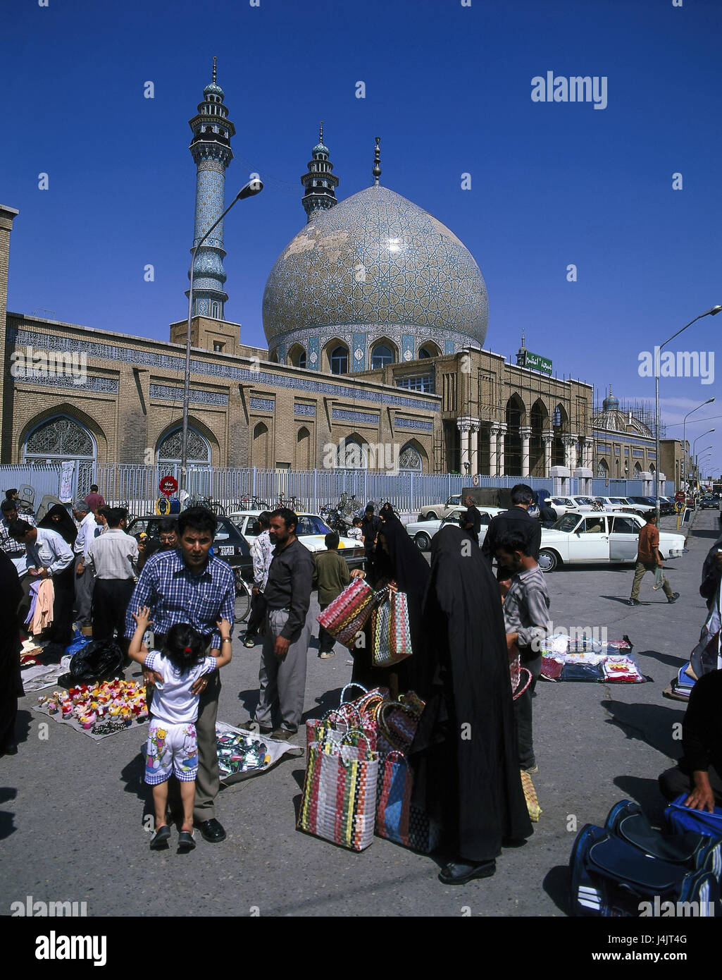 L'Iran, Ghom, la mosquée de l'imam, scène de rue, marché à l'extérieur, scène de rue, mosquée, l'imam, Jami Abbasi, lieu d'adoration, de l'église, islamique, les musulmans, les ventes, la vente Banque D'Images