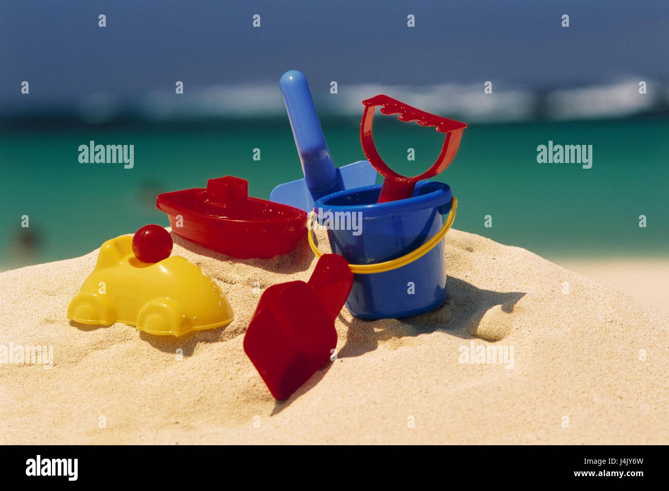 Seau De Plage Enfant Avengers Marvel Seau Garni Mondo Avec Arrosoir Tamis Moule Pelle Rateau Seau De Plage Enfant Avengers Marvel Seau Garni Mondo Avec Arrosoir Tamis Moule Pelle Rateau
