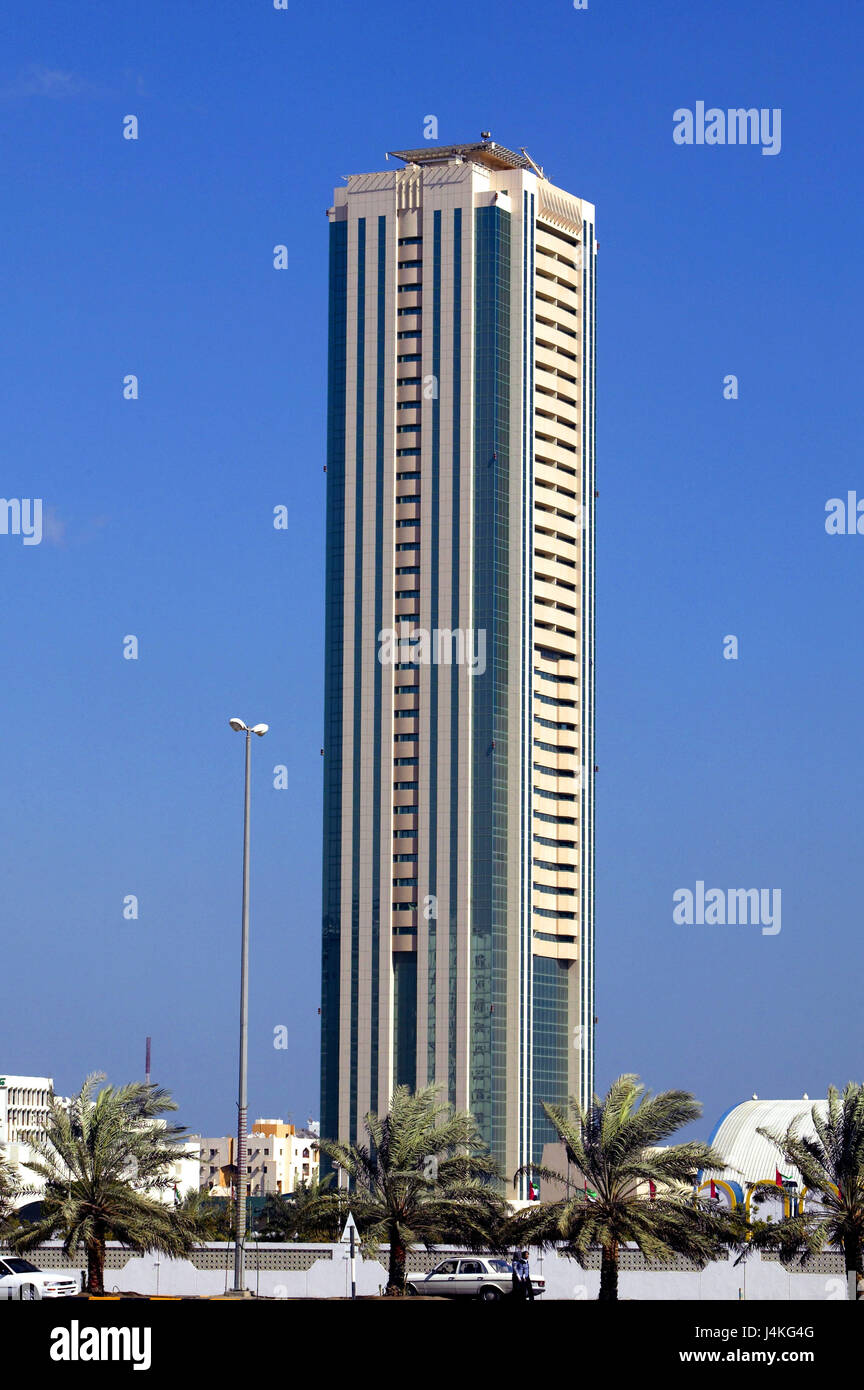 Emirats arabes unis, dubaï, Fujairah Tower VAE, péninsule arabique, au Moyen-Orient, de la ville, des tours, gratte-ciel, immeuble de bureaux de grande hauteur, construit en 1997, les architectes Webb Zerafa 'Menkäs Housden Partnership', architecture, business Banque D'Images