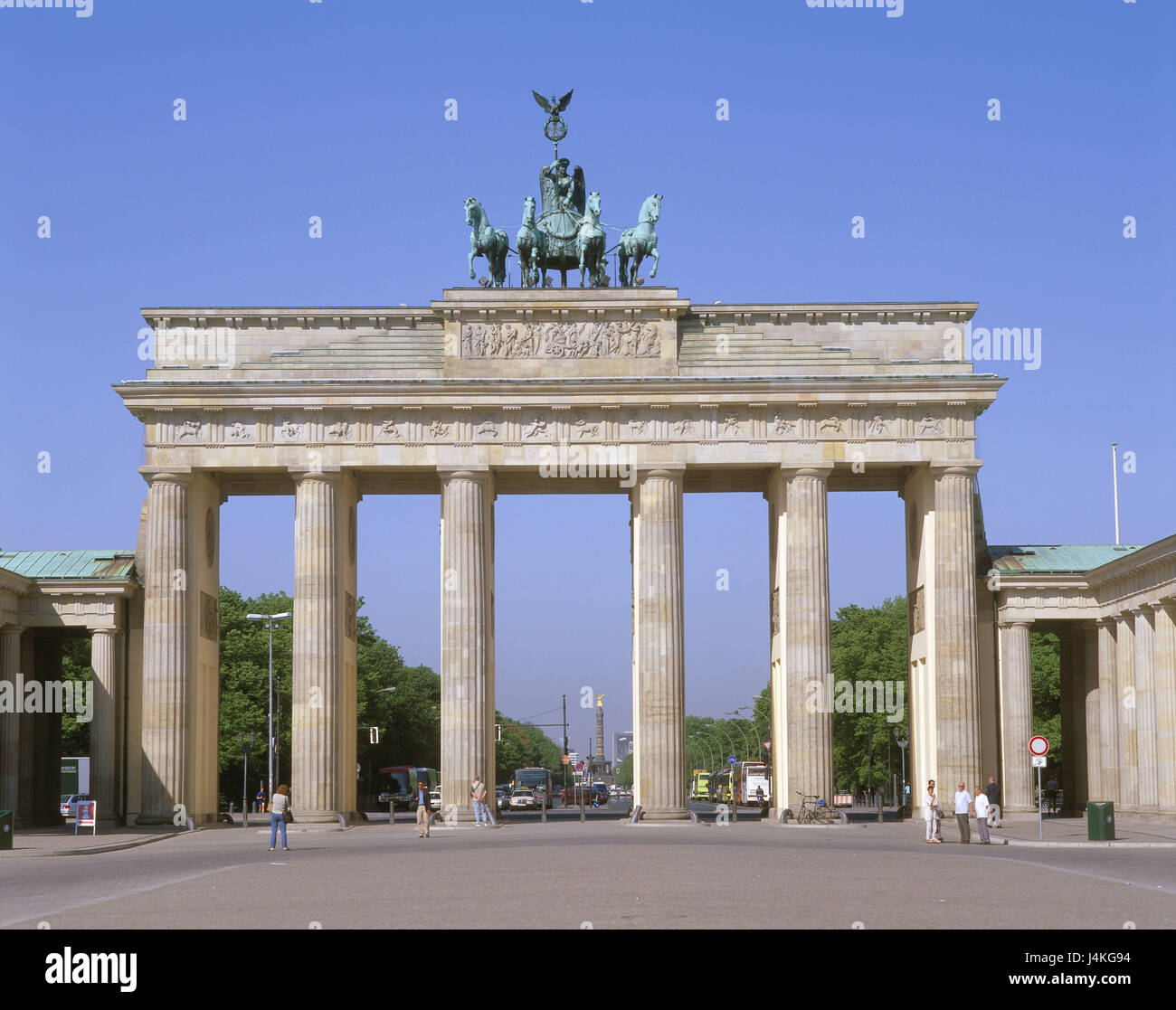 Allemagne, Berlin, la Porte de Brandebourg, passant par l'Europe, la ville,  capitale, de la ville, point d'intérêt, but, gate, l'architecture, de la  structure, monument, hériter. à l'honneur de Herzog Karl Wilhelm Ferdinand