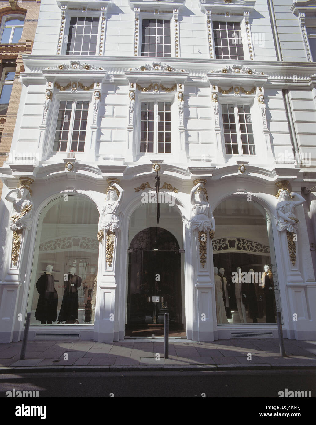Allemagne, Hambourg, high street, fashion house pâle Marco Hop Europe, Nord de l'Allemagne, ville hanséatique, village, ville, quartier de la ville, ville quatrième, bâtiment, architecture, façade, arches arrondies, shop-windows, d'entrée, les vêtements, boutique de mode, boutique Banque D'Images