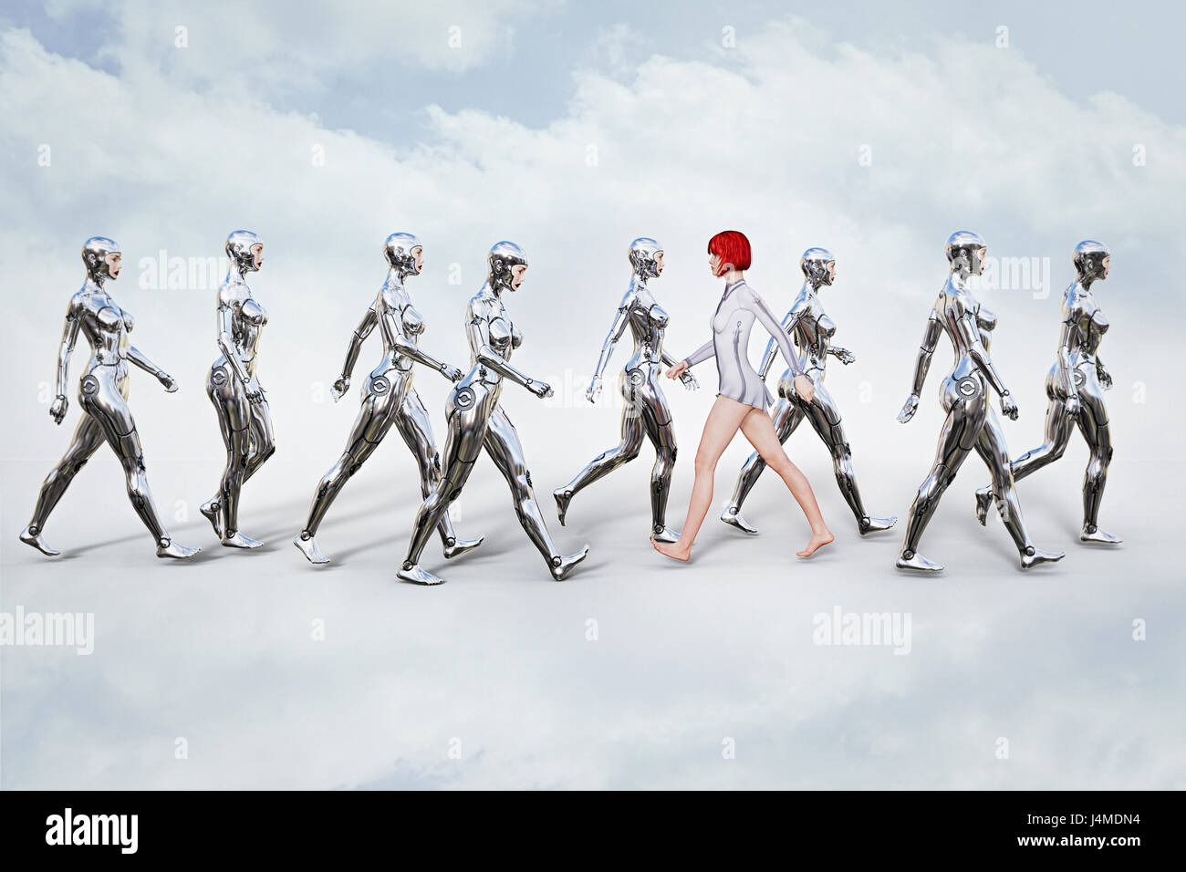 Femme marche dans le sens opposé de robots Banque D'Images