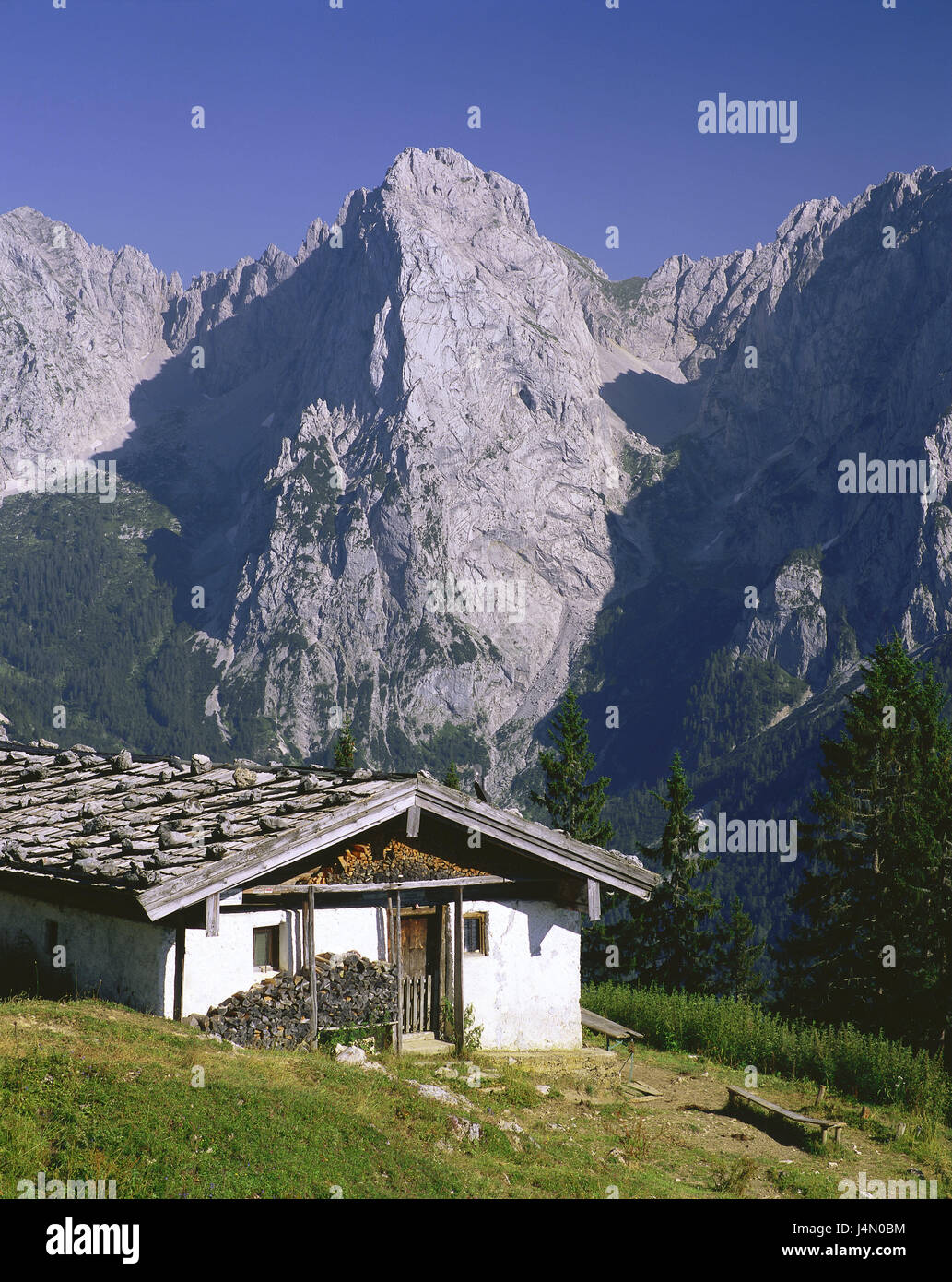 Autriche, Tyrol, Kufstein, imperial valley, arrêt Ellmauer, alpine hut, Wilder Kaiser, montagnes, de Kaisergebirge, montagne, paysage de montagne, de la métallurgie, de l'aciérie de montagne, chambre, déserte, à distance, en milieu rural, Banque D'Images