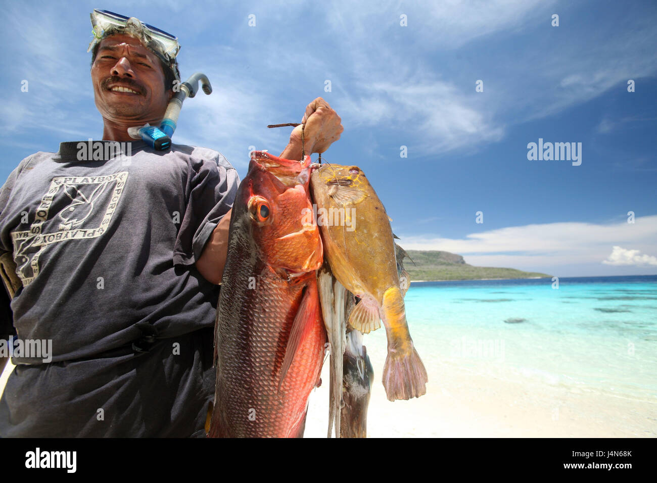 République démocratique du Timor-Leste, Tutuala, Jako island, des pêcheurs, des prises, transporter, Banque D'Images