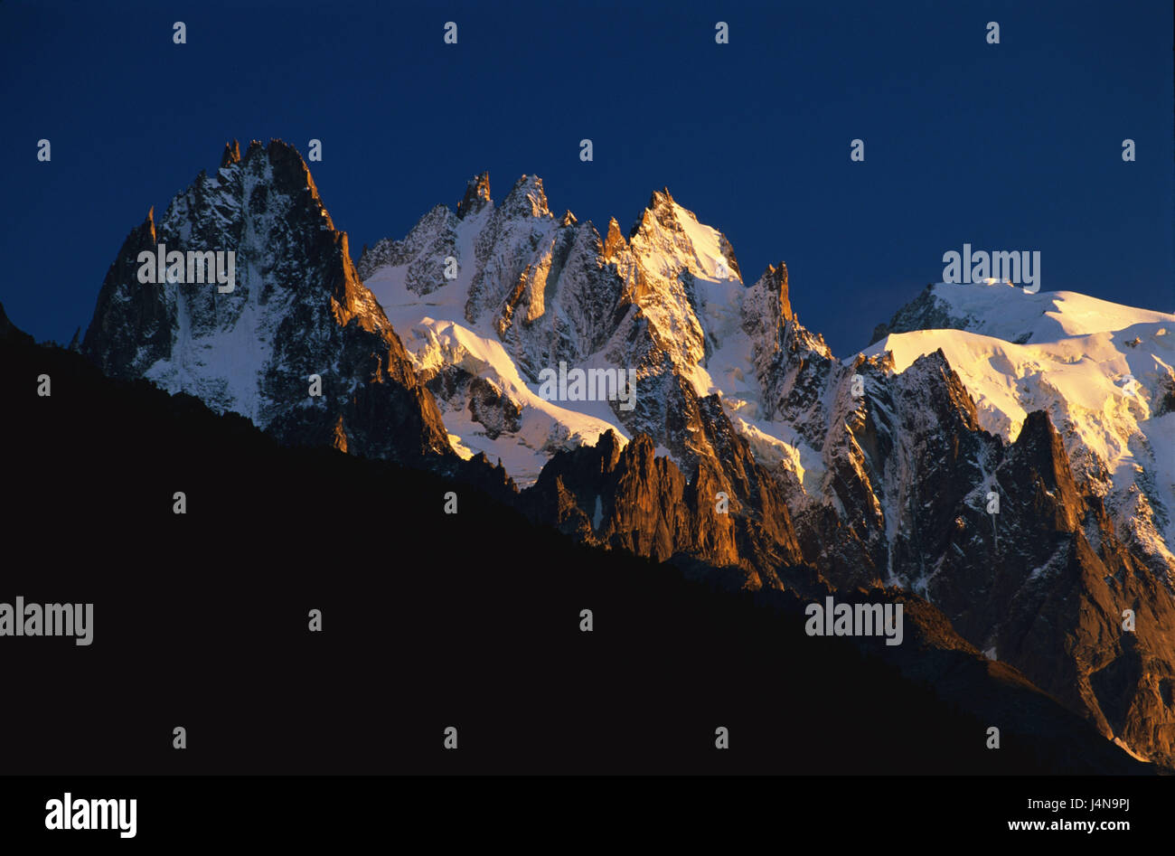 France, Savoie, de haut niveau de l'Aiguille de Chamonix, paysage de montagne, soirée tuning Banque D'Images