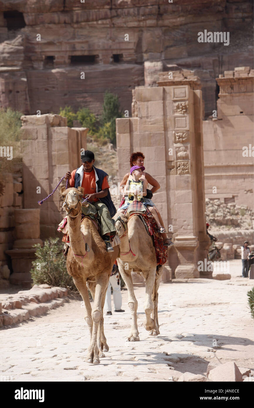 Le Moyen Orient, la Jordanie, Petra, touristiques, des chameaux, Banque D'Images