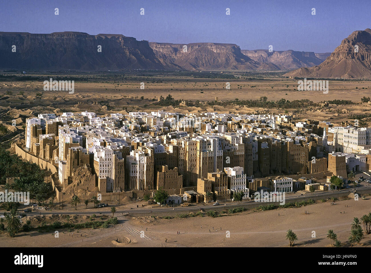 Le Yémen, Wadi Hadramaout, Schibam, aperçu ville, le Proche Orient, Shibam, Yémen, l'Est, l'Hadramaout, Hadramaut a, ville, Architecture, bâtiment, historiquement, mucky building, mucky, maisons du patrimoine culturel mondial de l'UNESCO, Banque D'Images