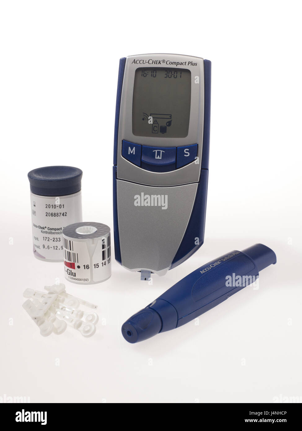 Le diabète, la glycémie instrument de mesure, Stechhilfe, aiguilles, films d'essai, pas de biens, de mesure de la glycémie, le diabète, l'instrument de mesure, diabete, test sanguin, glycémie, taux de sucre dans le sang, la glycémie, test de glycémie, diabète test, test de glucose de sang, film de règlement, examen, contrôle, contrôle de la glycémie, la maîtrise de soi, de la médecine, de la maladie, d'accessoires, de la santé, médicalement, l'analyse, studio, Frei's plate, Banque D'Images