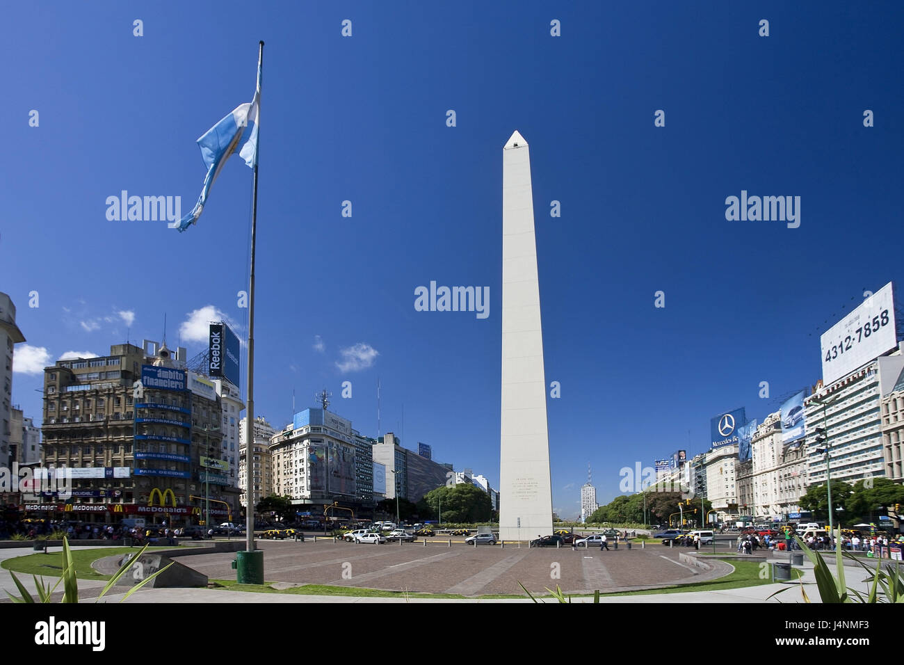 L'ARGENTINE, Buenos Aires, Avenida 9 de Julio, l'obélisque, Banque D'Images