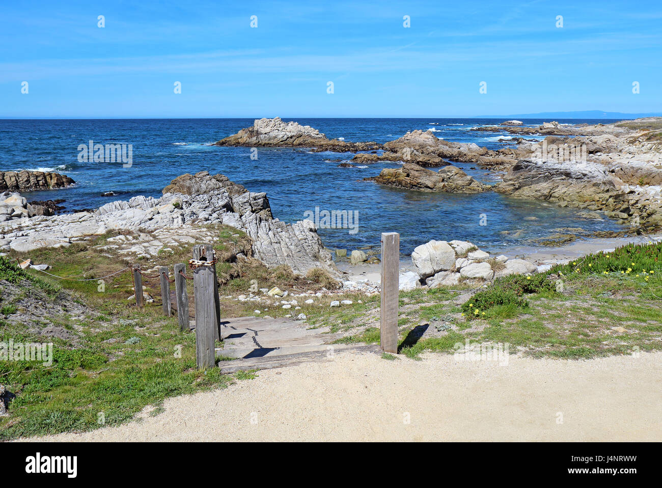 Escalier de la plage rocheuse à l'état d'Asilomar Beach sur la péninsule de Monterey à Pacific Grove, Californie Banque D'Images