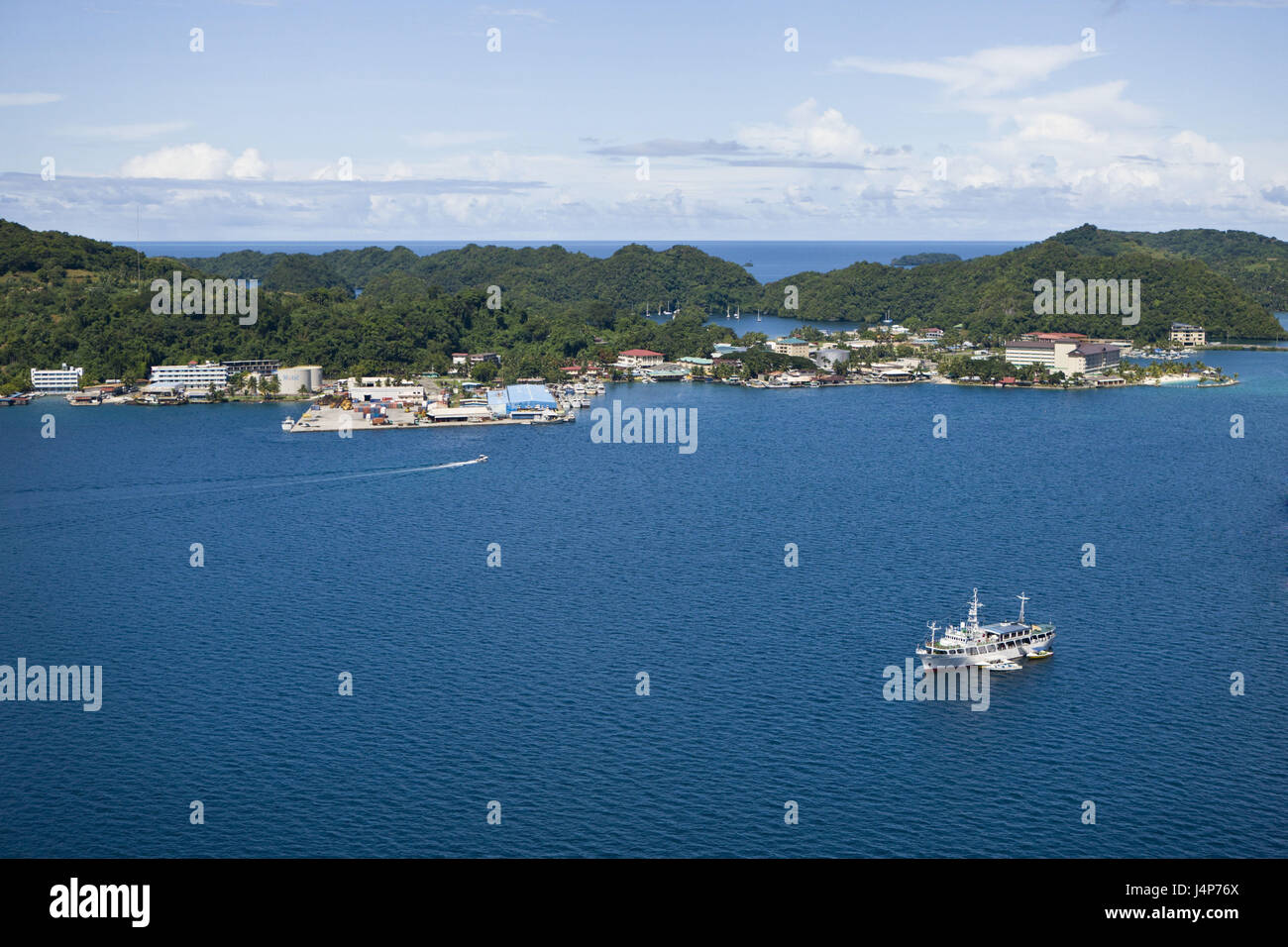 L'île de Koror, Palau, vue sur ville, mer, coffre, Banque D'Images