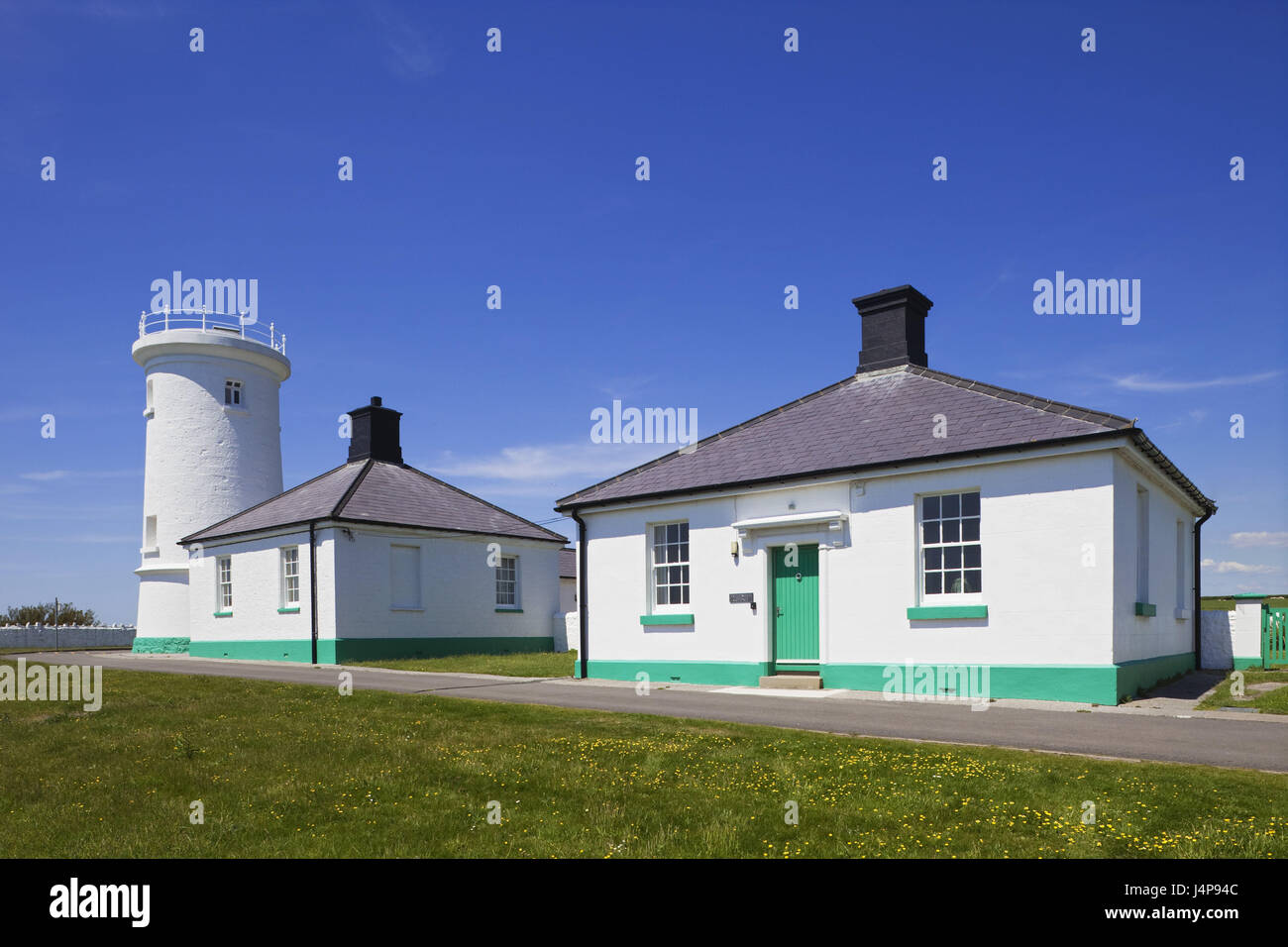 Pays de Galles, Glamorgan, Nash Point Lighthouse, tour, maisons, Banque D'Images