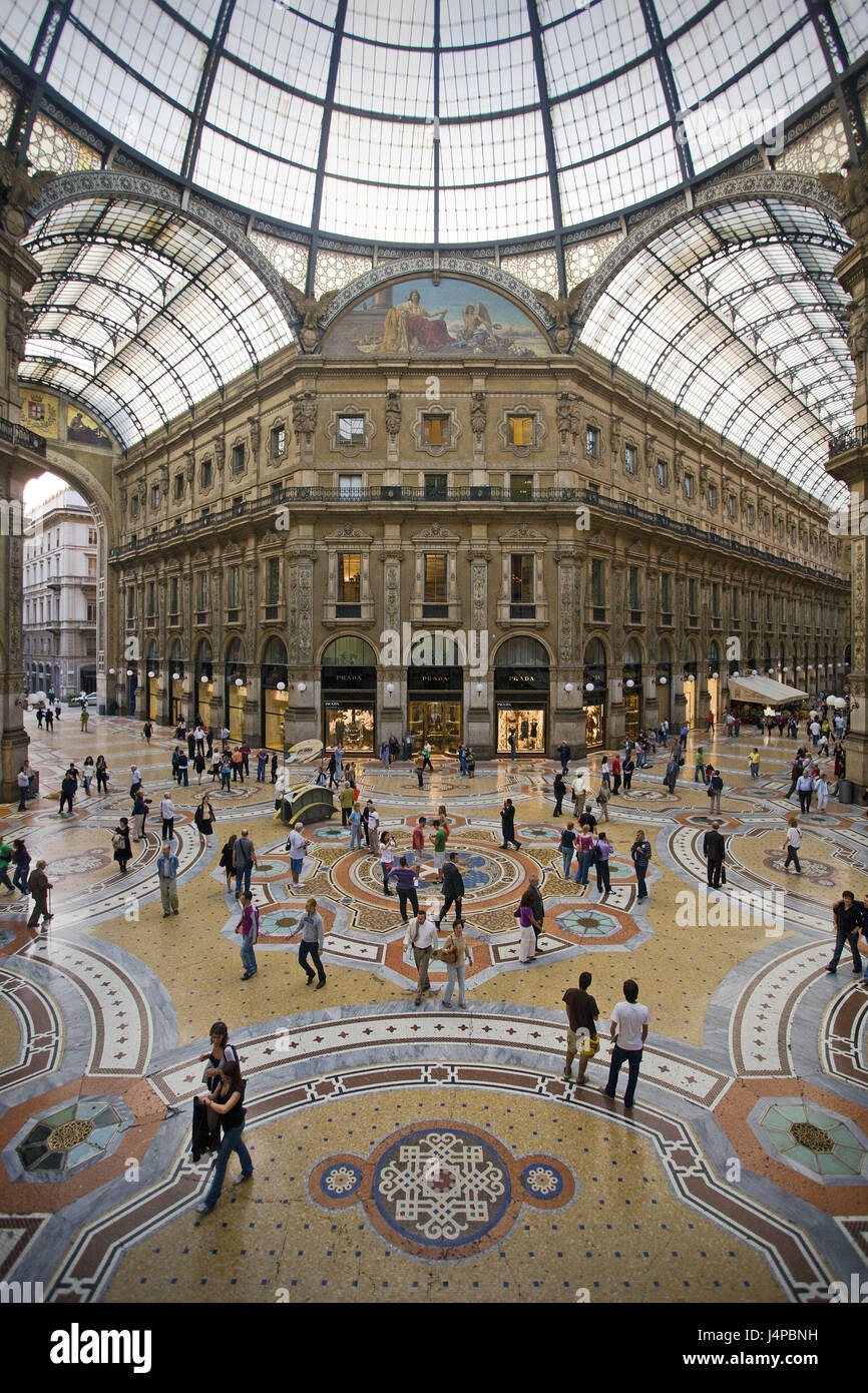 Italie, Milan, Galleria Vittorio Emanuele, visiteur, Banque D'Images