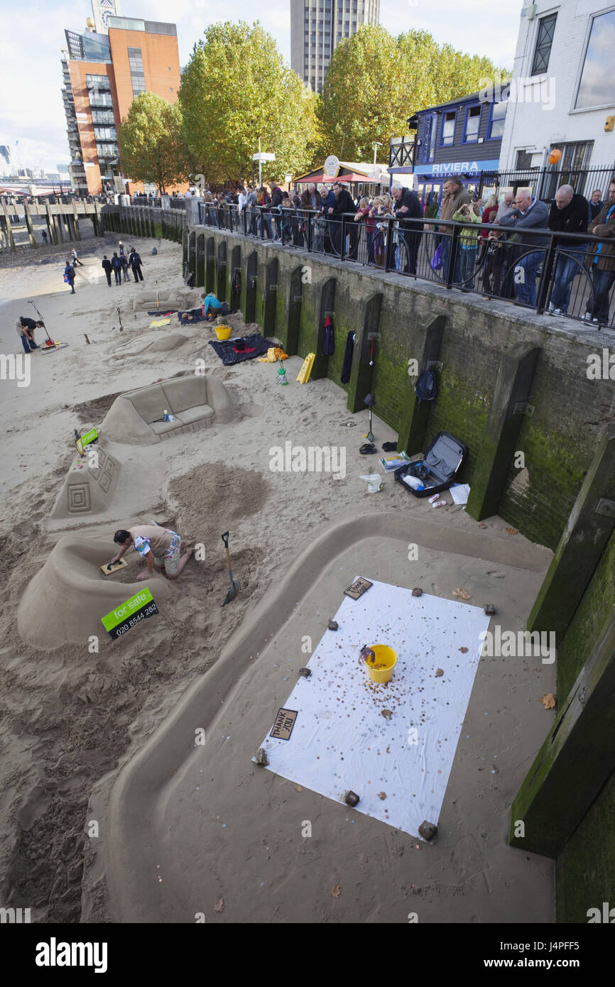 La Grande-Bretagne, l'Angleterre, Londres, Southbank, flux Thames, plage, concours de sculpture de sable, le modèle ne libération, Banque D'Images