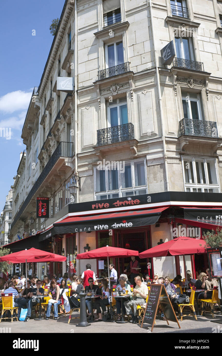 France, Paris, Café de la rue, les clients, le modèle ne libération, Banque D'Images