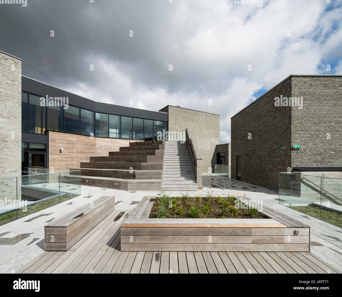 Terrasse sur le toit. Hall Campus University of Southern Denmark, Odense, Danemark. Architecte : C.F. Moller, 2016. Banque D'Images