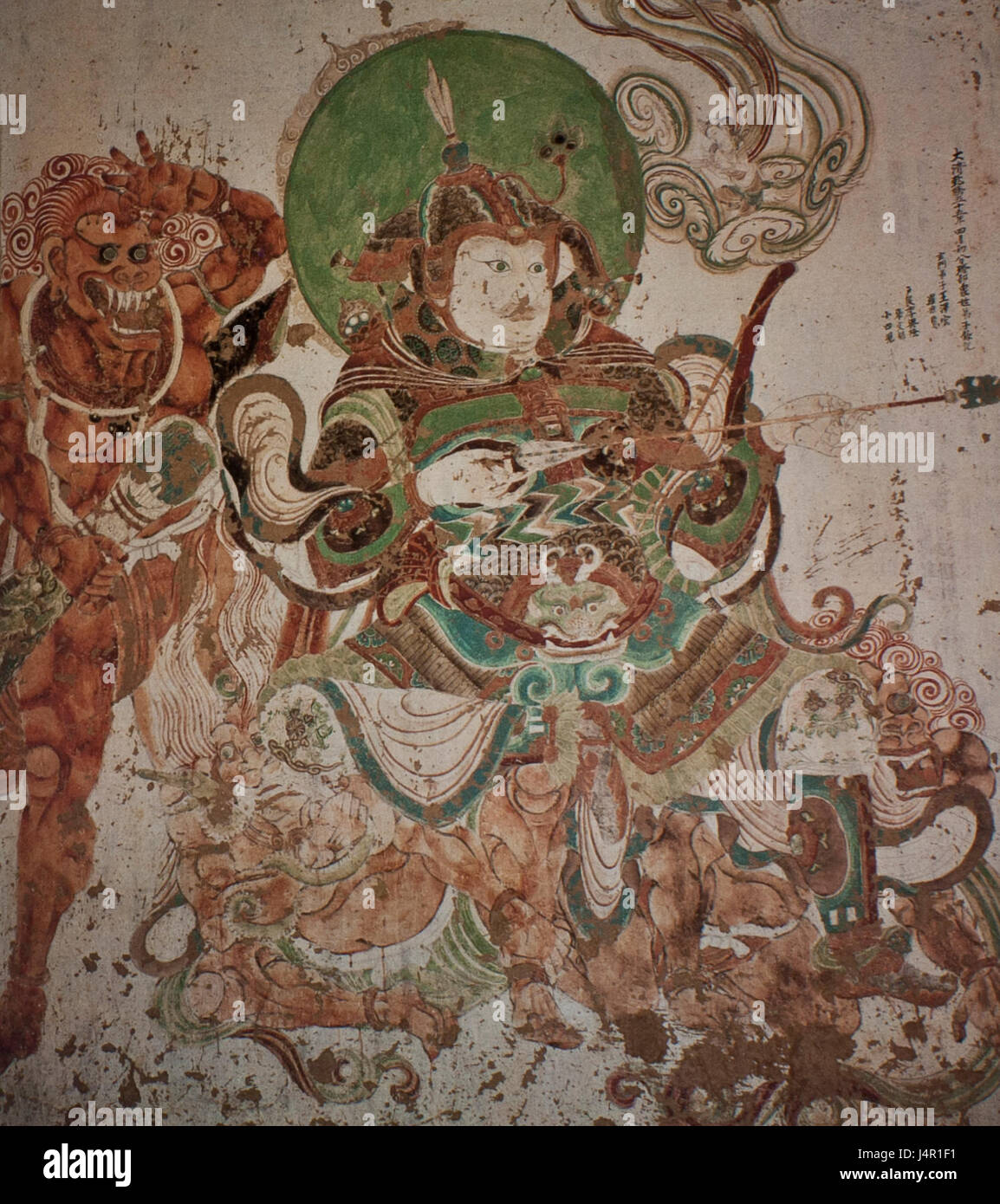 La grotte 5 de Yulin, située dans la province du Gansu en Chine, contient une œuvre d'art complexe de la dynastie Tang de Lokapala (rois gardiens) sur son mur d'antichambre. Cette œuvre est un exemple significatif de l'art bouddhiste de l'époque Tang. Banque D'Images