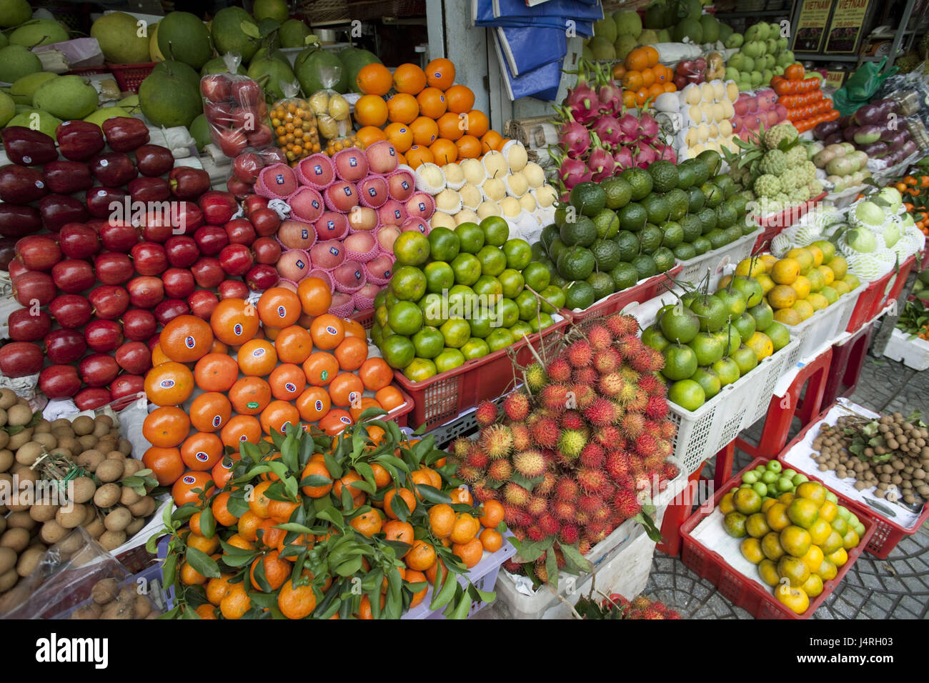 Vietnam, Ho Chi Minh Ville, marché de Ben Thanh, étal de fruits, Banque D'Images