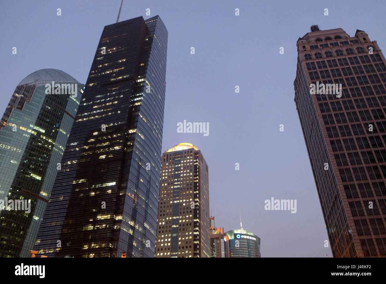 Centre mondial des finances de Shanghai skyscrapers Banque D'Images