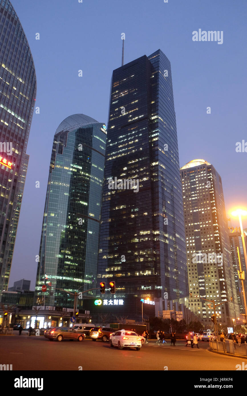 Centre mondial des finances de Shanghai skyscrapers Banque D'Images