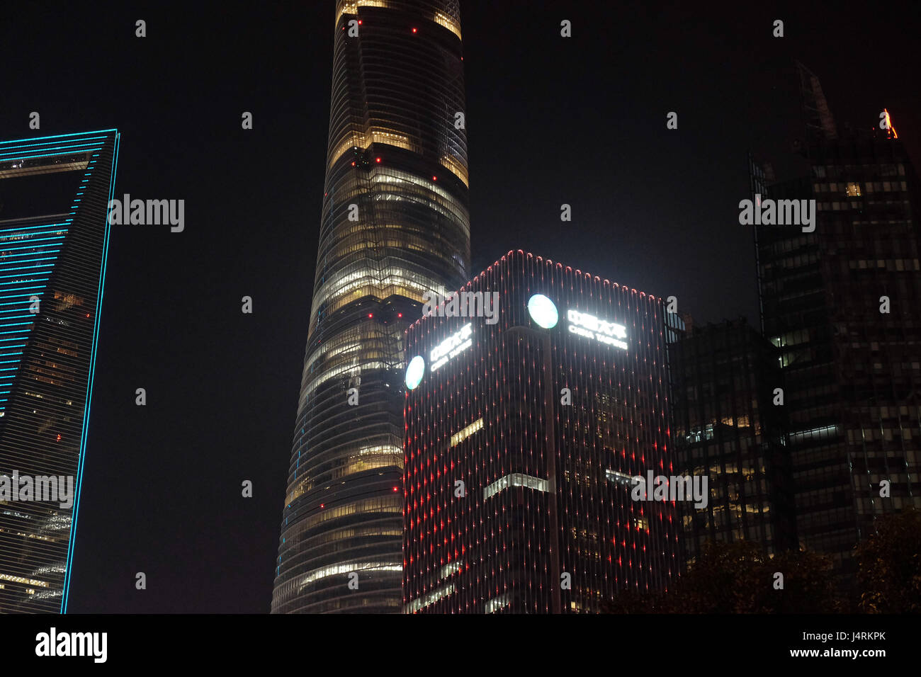 Centre mondial des finances de Shanghai skyscrapers Banque D'Images