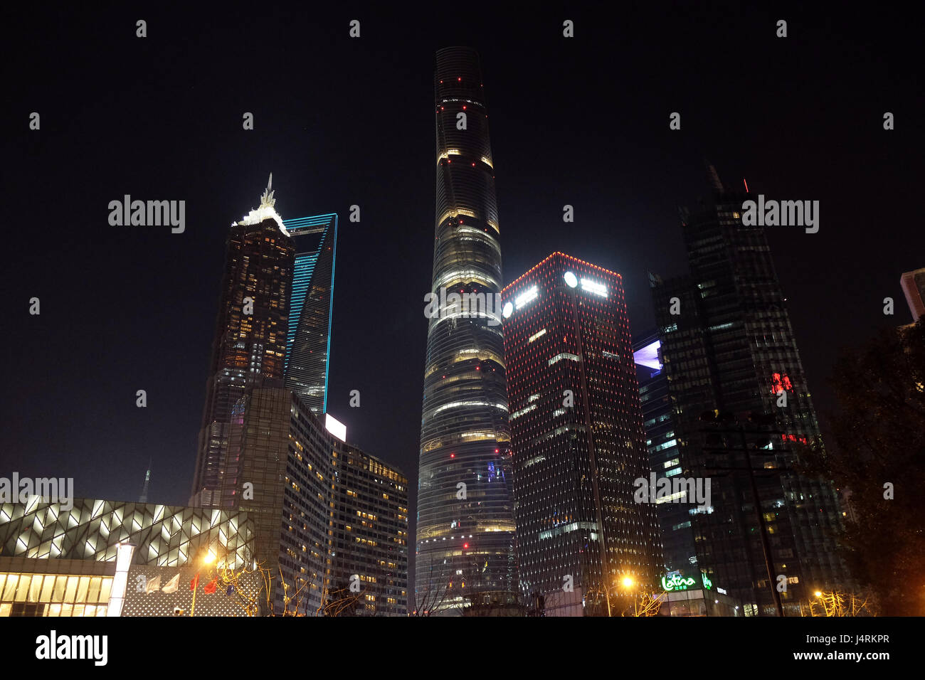 Centre mondial des finances de Shanghai skyscrapers Banque D'Images