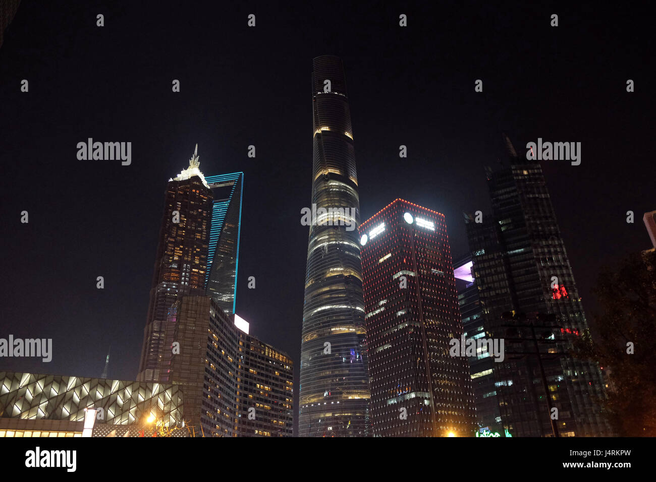 Centre mondial des finances de Shanghai skyscrapers Banque D'Images