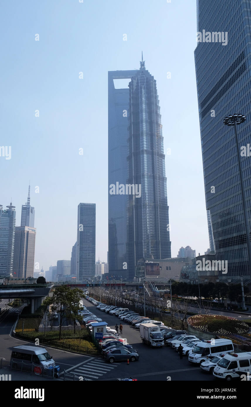 Centre financier de Shanghai gratte-ciel, Chine Banque D'Images