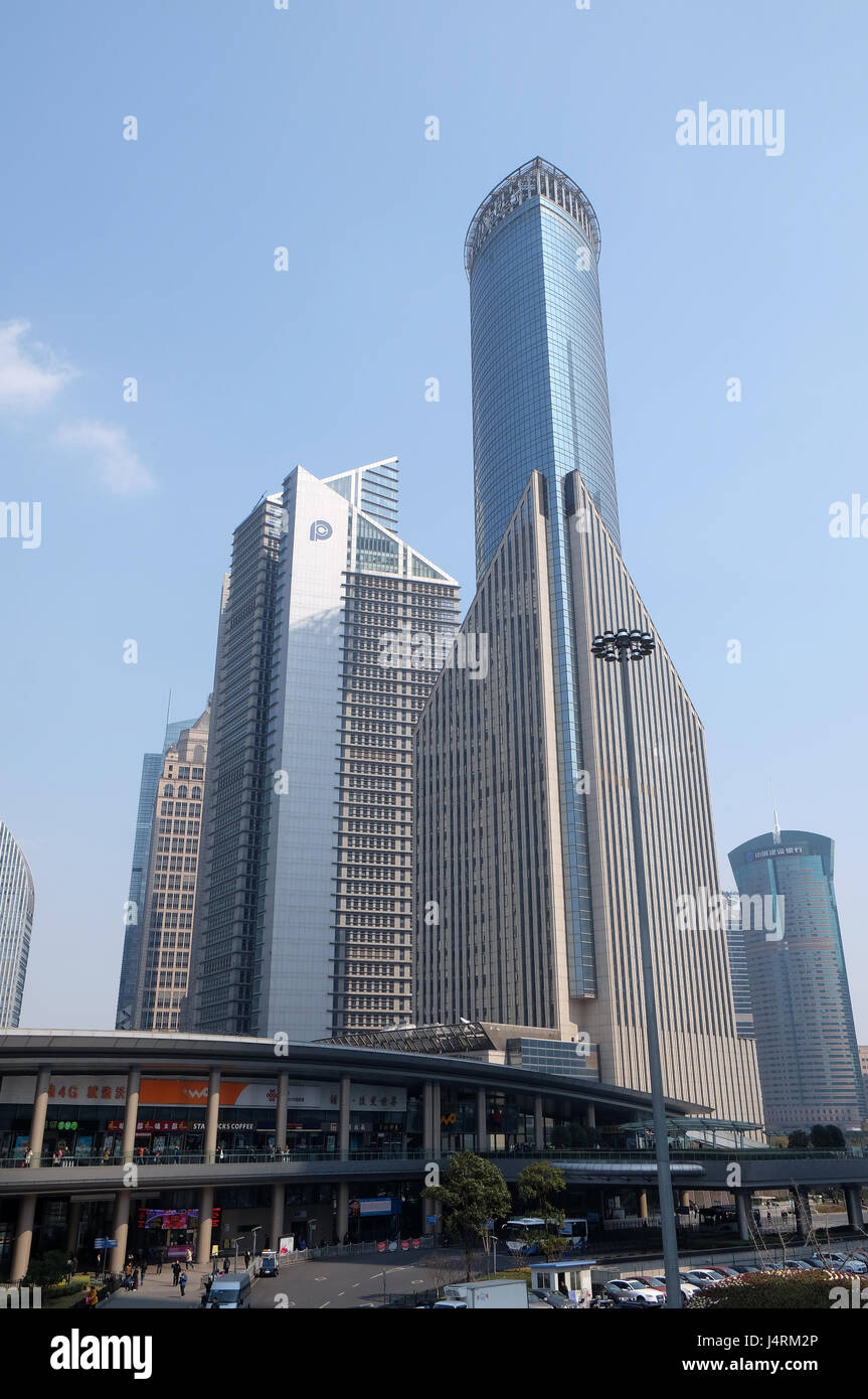 Centre financier de Shanghai gratte-ciel, Chine Banque D'Images