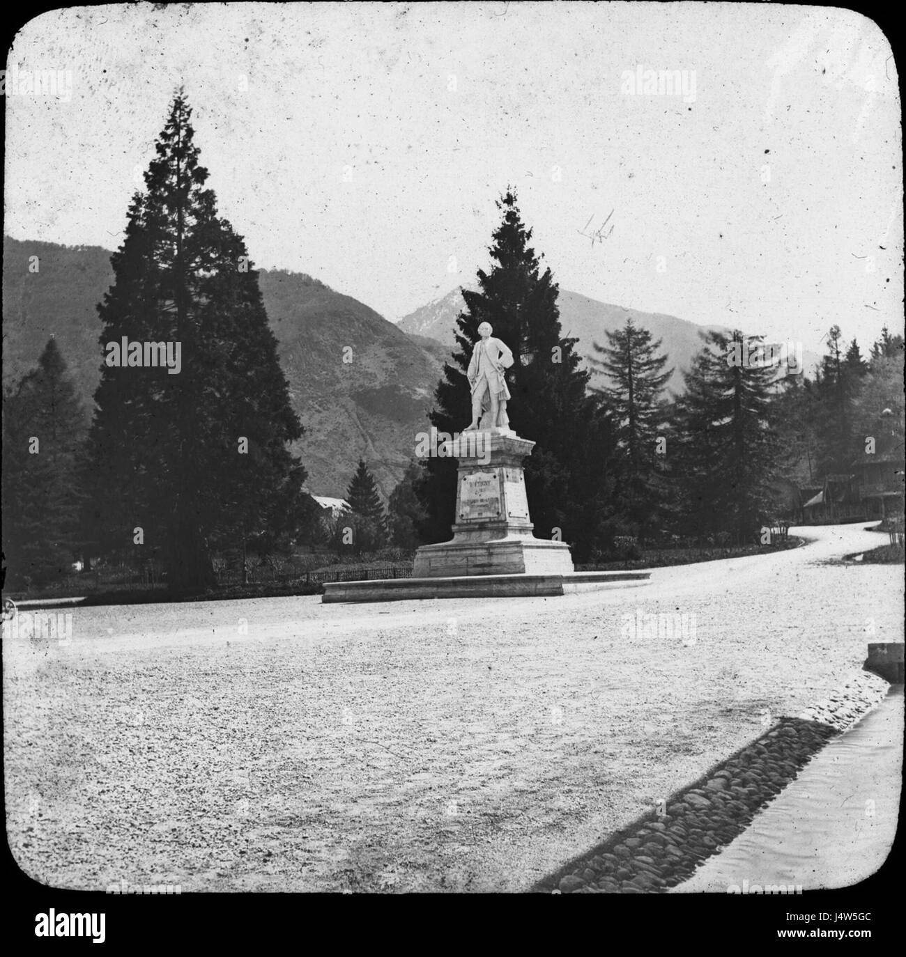 Cette référence au travail de Trutatâ€™sur la Statue dÂ€™Etigny dans le BibliothÃ¨que de Toulouse met en évidence une statue historique, représentant probablement une figure ou un événement significatif. Il fait partie de la collection de la bibliothèque. Banque D'Images