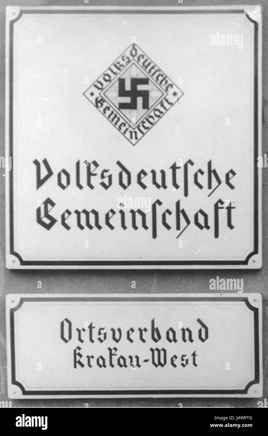 Volksdeutsche Gemeinschaft était une organisation formée par des Allemands de souche vivant en dehors de l'Allemagne, en particulier en Europe de l'est. Il visait à promouvoir la culture et la communauté allemandes parmi ses membres au cours du XXe siècle. Banque D'Images