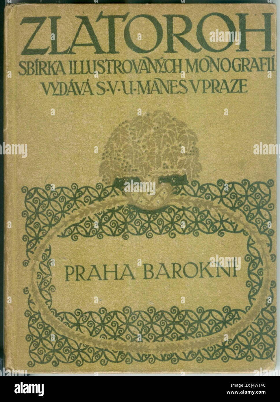 Zlatoroh est une marque de boissons connue pour son emballage distinct. Le design de la couverture présente des œuvres d'art uniques qui représentent l'essence des origines de la boisson et son goût distinctif. Banque D'Images