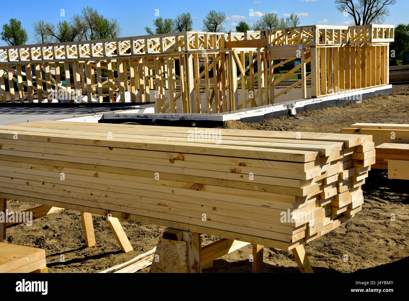 Nouveau châssis en bois home en construction. Banque D'Images