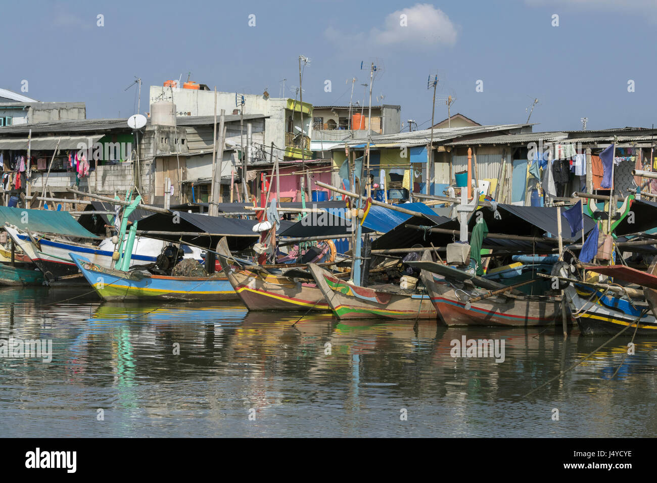 Les bateaux de pêche traditionnels, le Port de Sunda Kelapa, Jakarta, Indonésie Banque D'Images