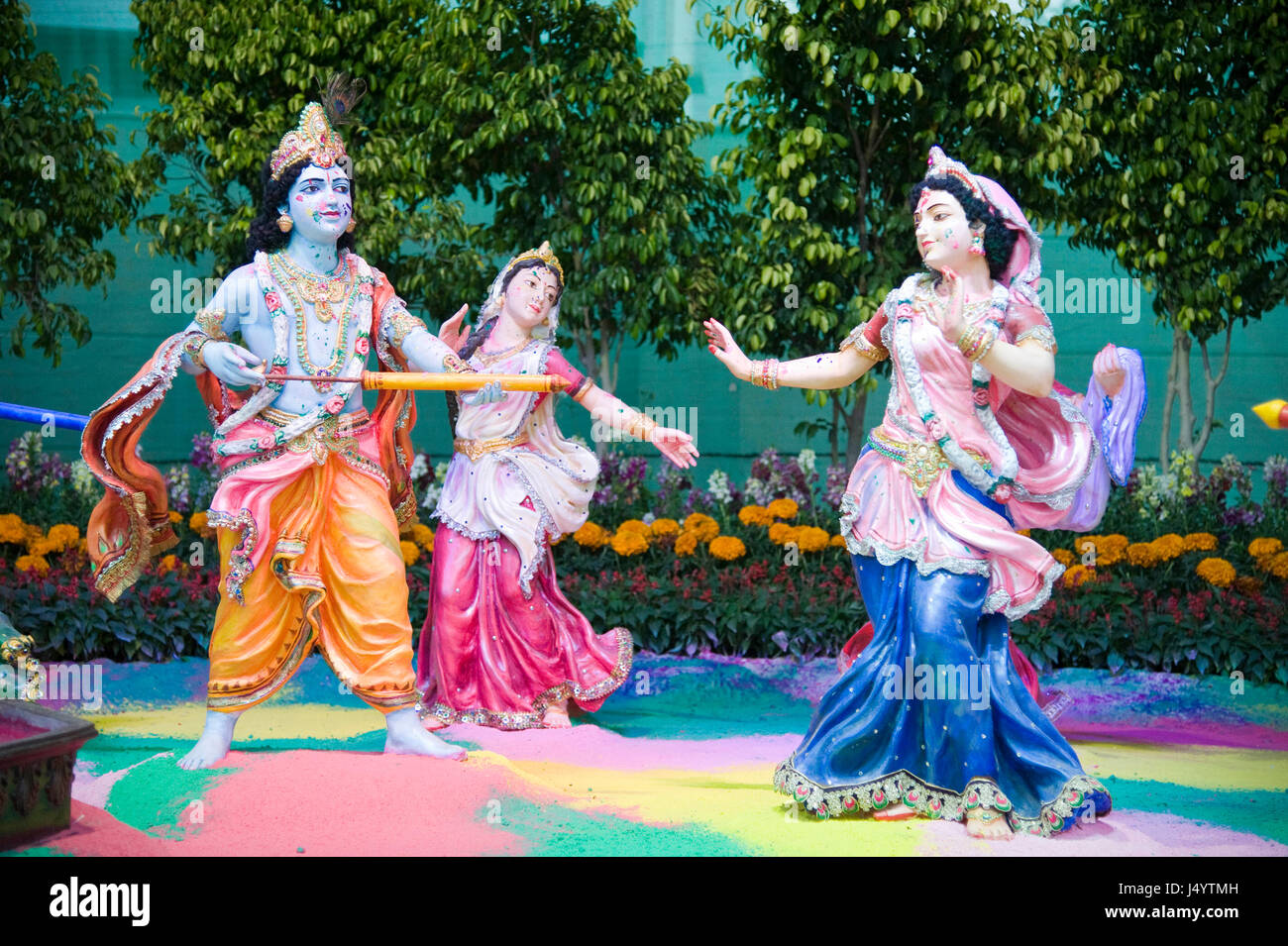 Radha Krishna jouant holi, prem mandir, Mathura, Uttar Pradesh, Inde, Asie Banque D'Images