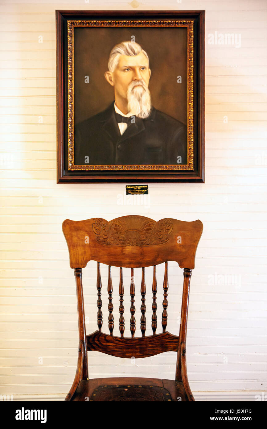 Alabama St. Stephens,Old Courthouse Museum at St. Stephens,peinture,homme hommes adultes,première capitale,1800s,patrimoine régional,chaise,antique,Jug Banque D'Images