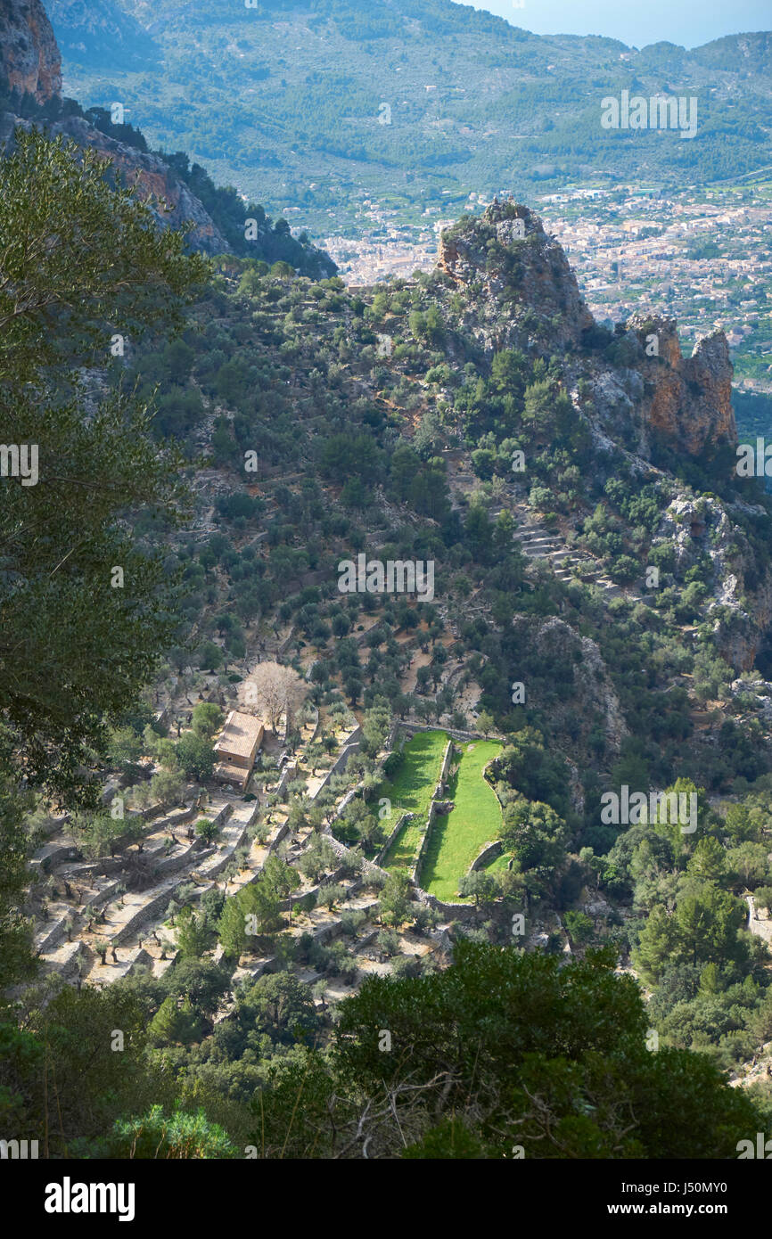 Chemin de pèlerinage à travers le canyon du Torrent de Barranc,Lluc toSóller,Serra de Tramuntana, à Majorque Banque D'Images