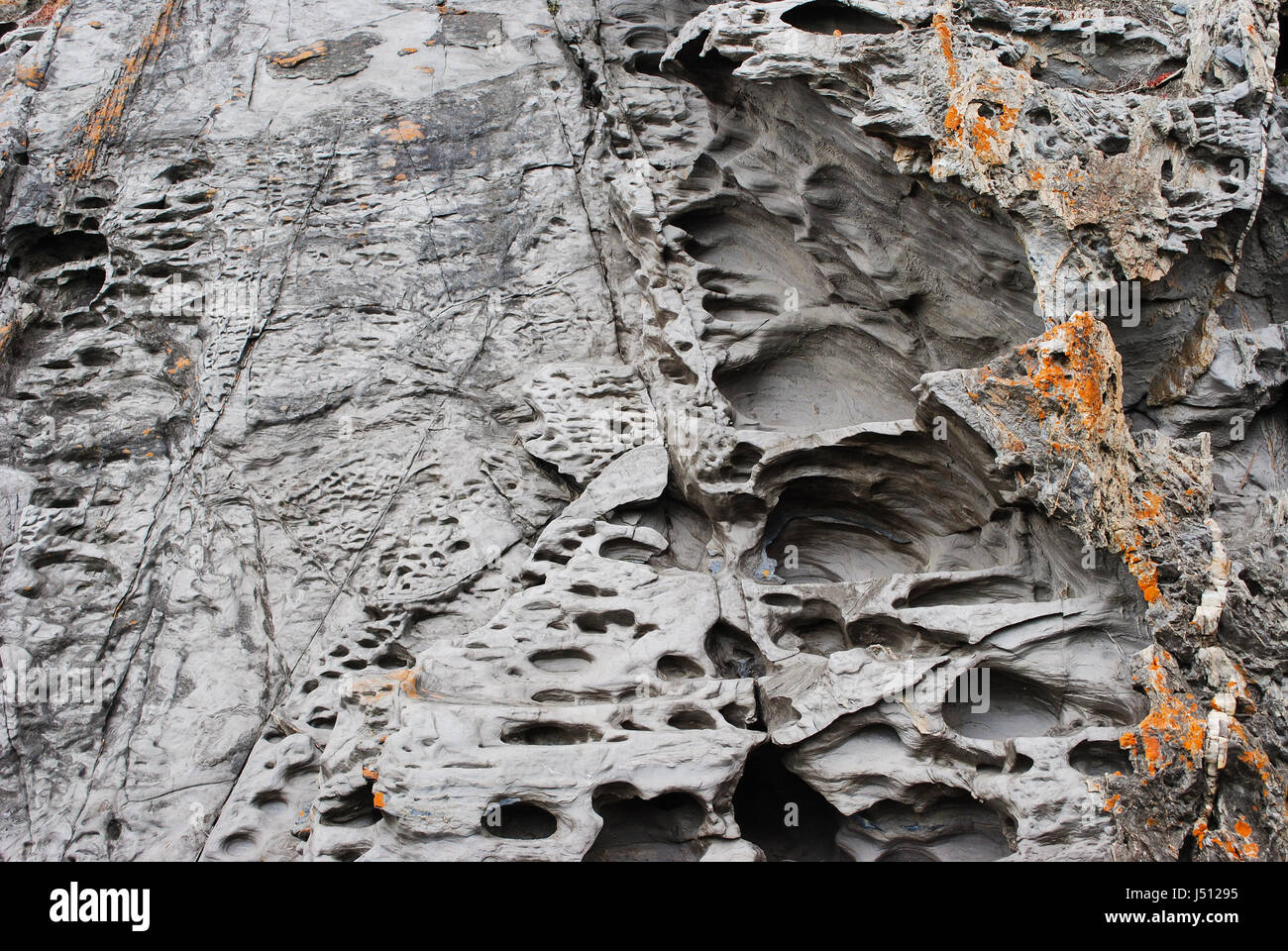 Les dépôts intéressant, honeycomb d'altération et de formations rocheuses côtières trouvés sur la falaise d'évent, Deep Creek Conservation Park, South Banque D'Images
