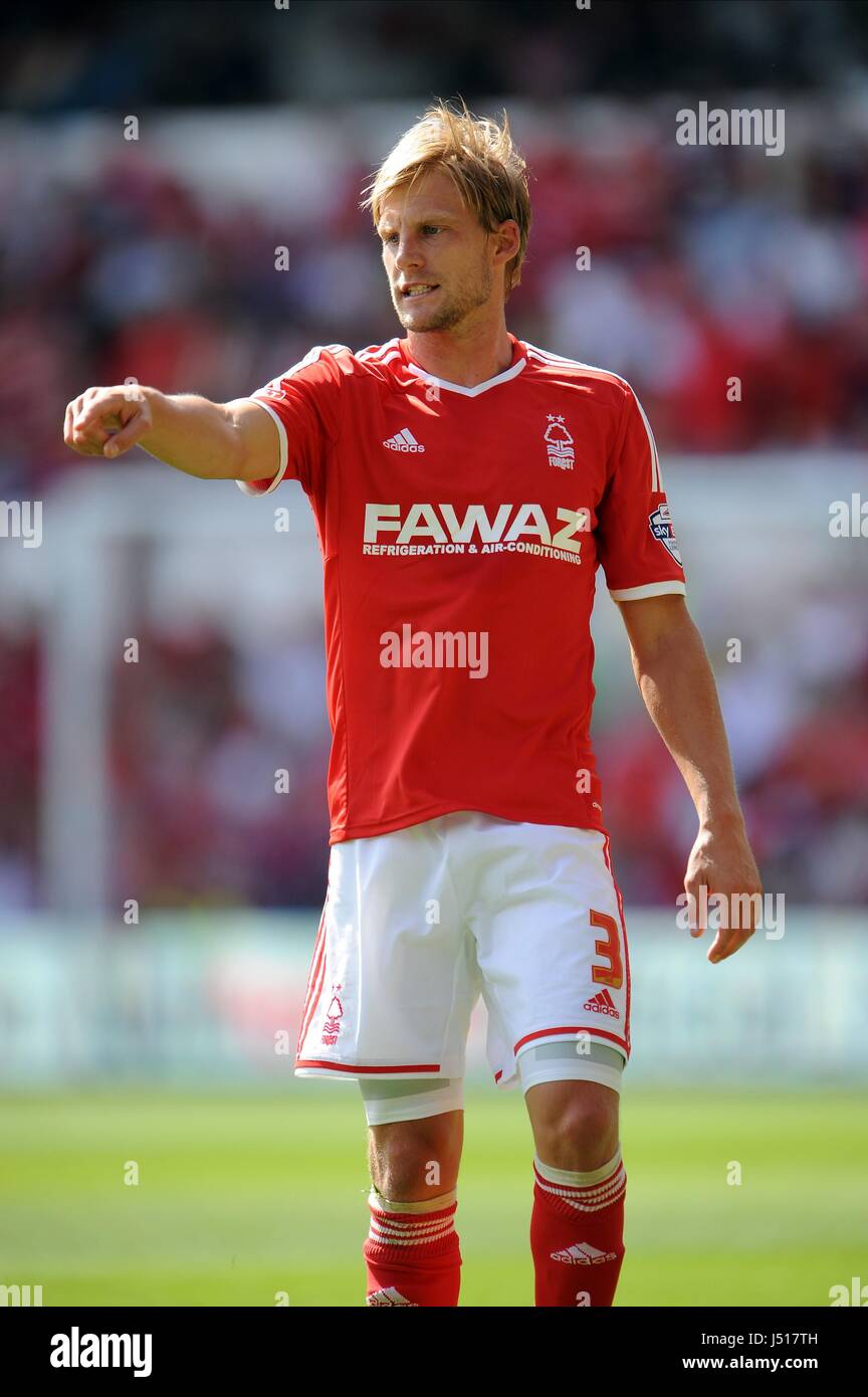 DAN HARDING NOTTINGHAM FOREST NOTTINGHAM AU SOL LA VILLE ANGLETERRE 09 Août 2014 Banque D'Images