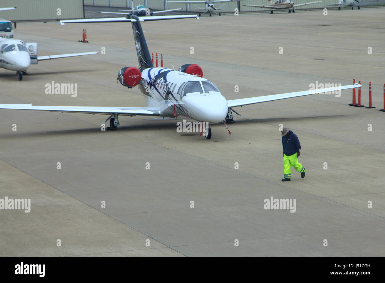 Jet Privé sur le tarmac au terminal de l'aviation générale de l'aéroport international de Raleigh-Durham Banque D'Images