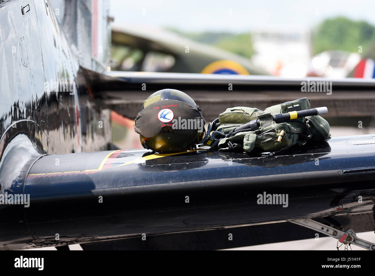 Le kit de pilotage de la Royal Air Force 72 Squadron Tucano et Joe Dale au Abingdon Air & Country Show de l'ancienne RAF Abingdon Banque D'Images