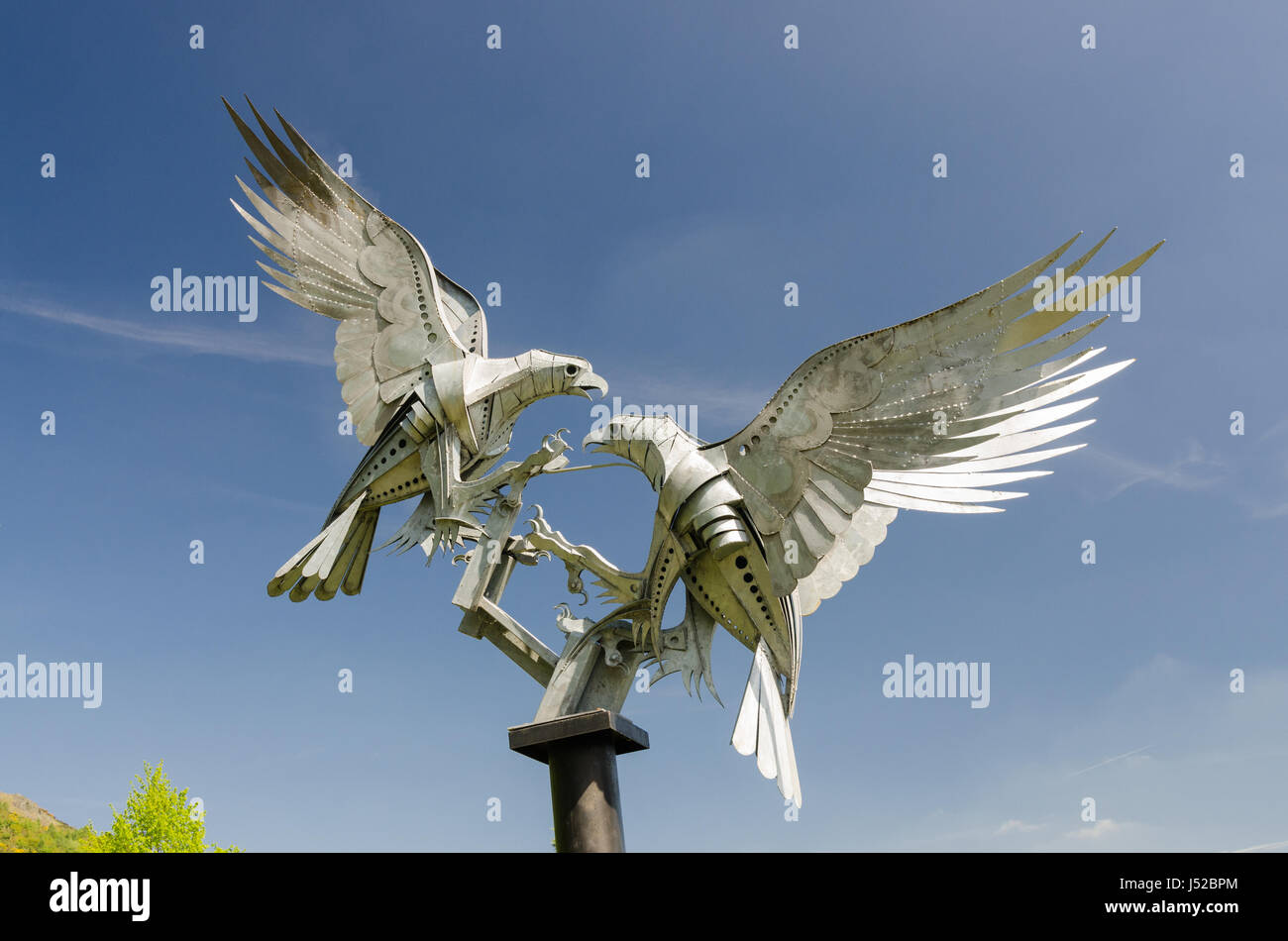 Jubilé de diamant de la sculpture par Walenty Pytel dans Rose Bank Gardens à Great Malvern, Worcestershire Banque D'Images