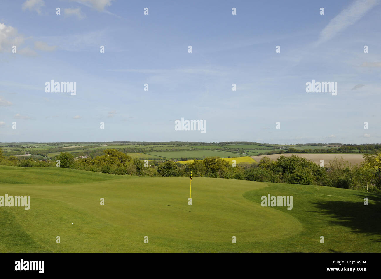 Vue de la 6e sur la verte vallée de Darenth, Pedham Place Golf Centre, Swanley, Kent, Angleterre Banque D'Images