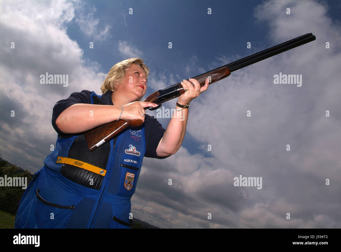 D'argile (champion de tir tir au pigeon d'argile) Alison Nichol Photo Stock Alamy D'argile (champion de tir tir au pigeon d'argile) Alison Nichol Photo Stock Alamy