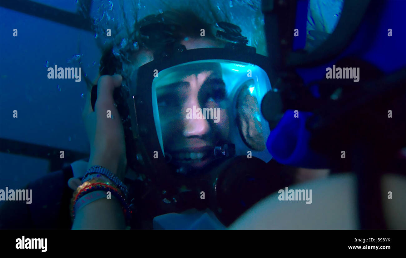 47 meters down Banque de photographies et d’images à haute résolution
