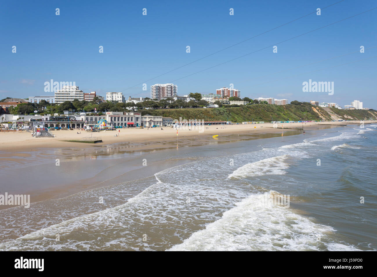 East Beach Promenade et baignoire Hill de la jetée de Bournemouth, Bournemouth, Dorset, England, United Kingdom Banque D'Images