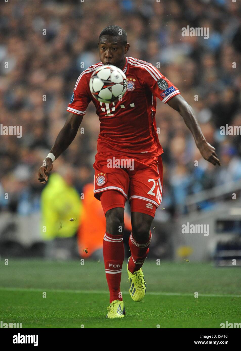 DAVID ALABA FC BAYERN MUNICH Etihad Stadium Manchester en Angleterre le 02 octobre 2013 Banque D'Images