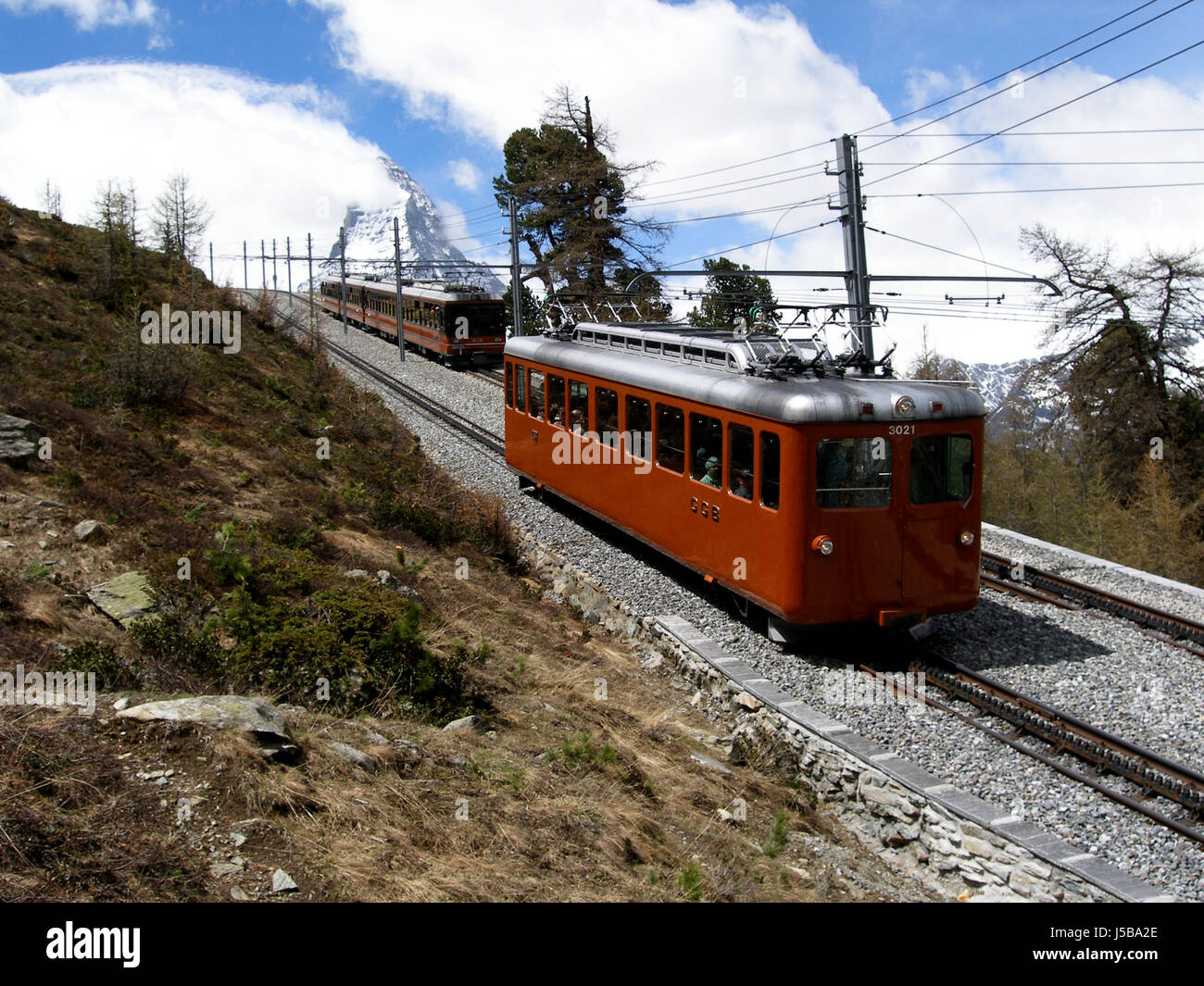 Train locomotive ferroviaire Matériel roulant moteur véhicule moyen de transport alpes Banque D'Images