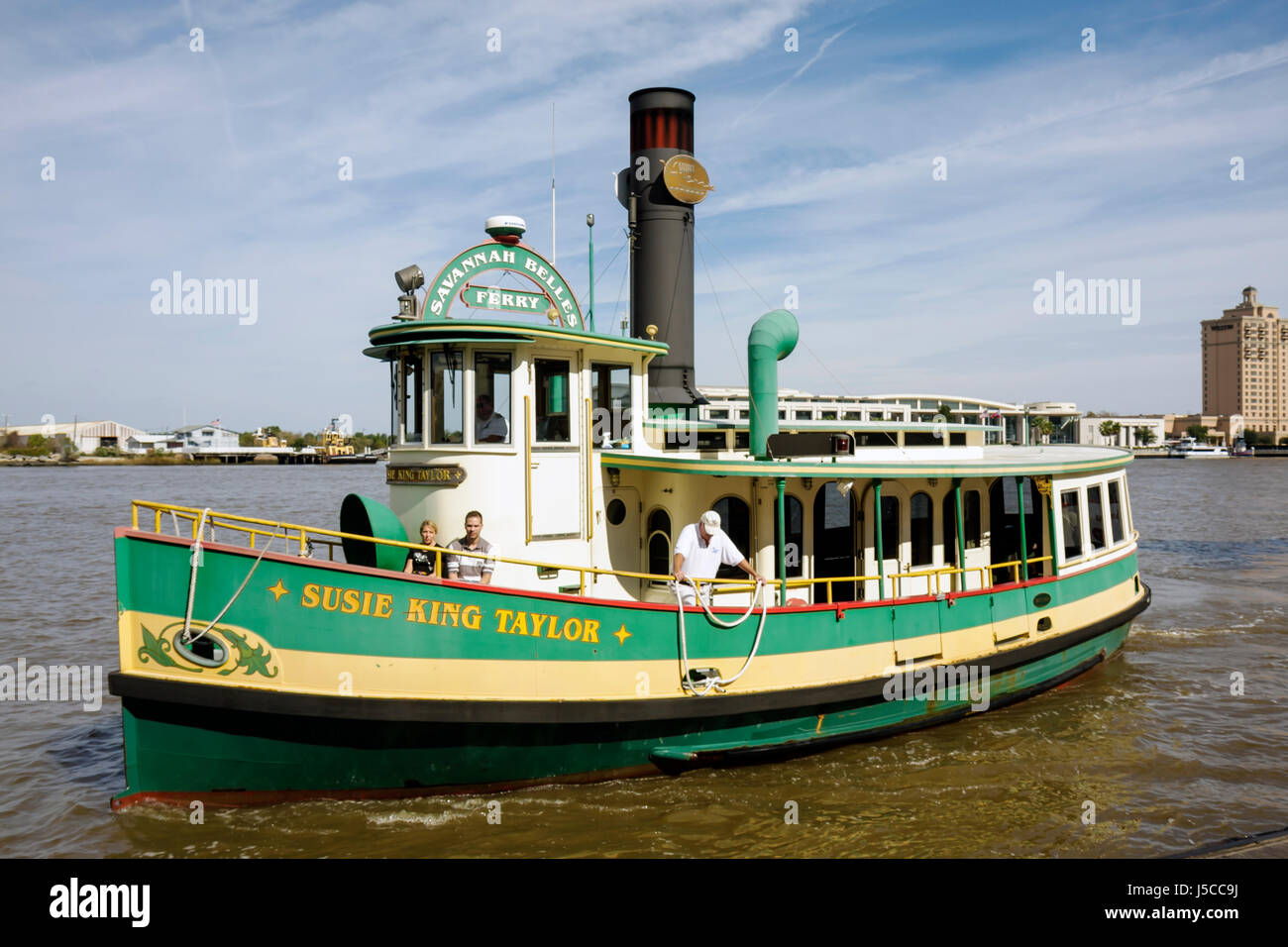 Georgia Savannah, quartier historique de Savannah, River Street, port maritime, patrimoine maritime, Savannah belles Ferry, homme hommes hommes adultes, femme femmes, Banque D'Images