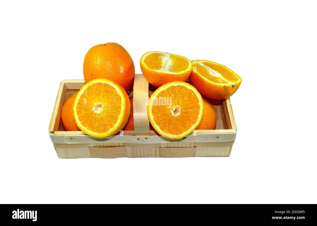 Santé orange fruits fruits panier progénitures doucement couper les oranges du sud de pâte Banque D'Images